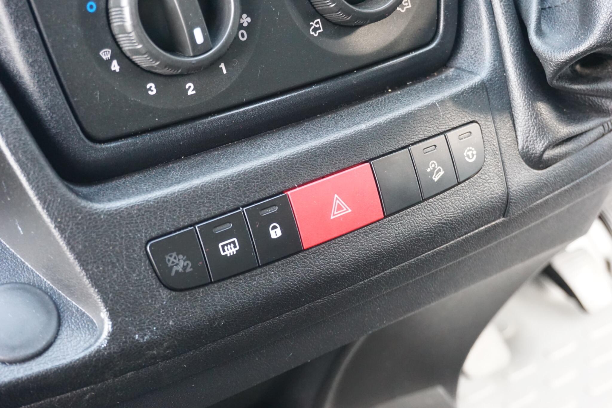 Fiat Ducato 2.3 MultiJetII 30 Panel Van 5dr Diesel Manual S H1 Euro 5 (110 ps)